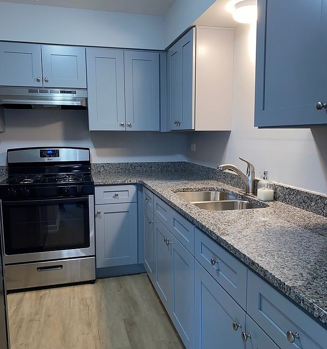 1st image of 7121 W 166th St #2B