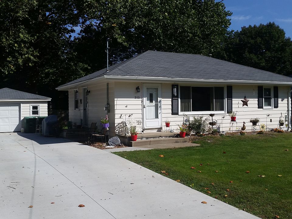 1st image of 315 Valley Dr
