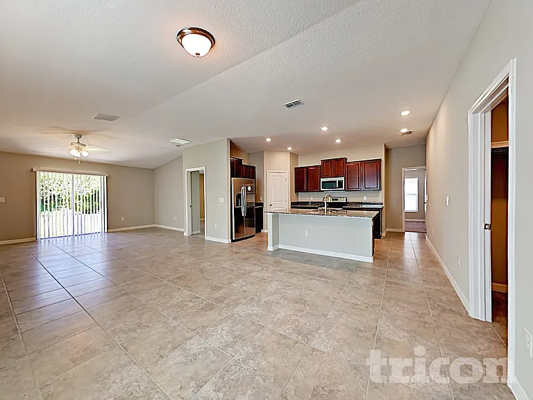 1724 Broad Winged Hawk Dr — Photo 19