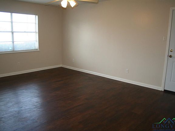 4th image of 1500-1502 Arland Dr
