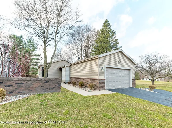 3735 Cavalier Dr, Okemos, MI 48864