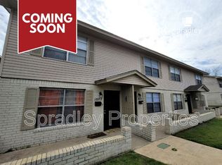 1023 N Wall St, Belton, TX 76513