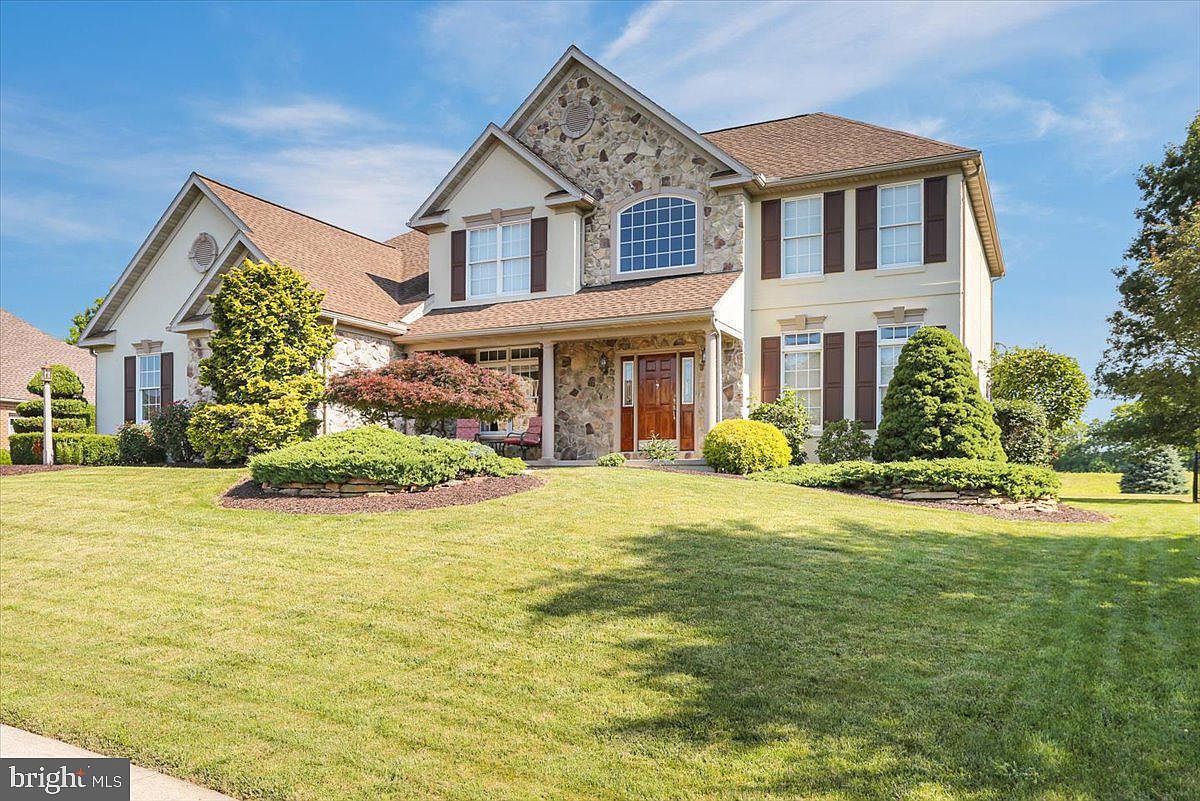 3313 Harwood Ln, Sinking Spring, PA 19608 Zillow