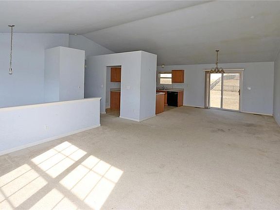 3rd image of 311 Winding Way