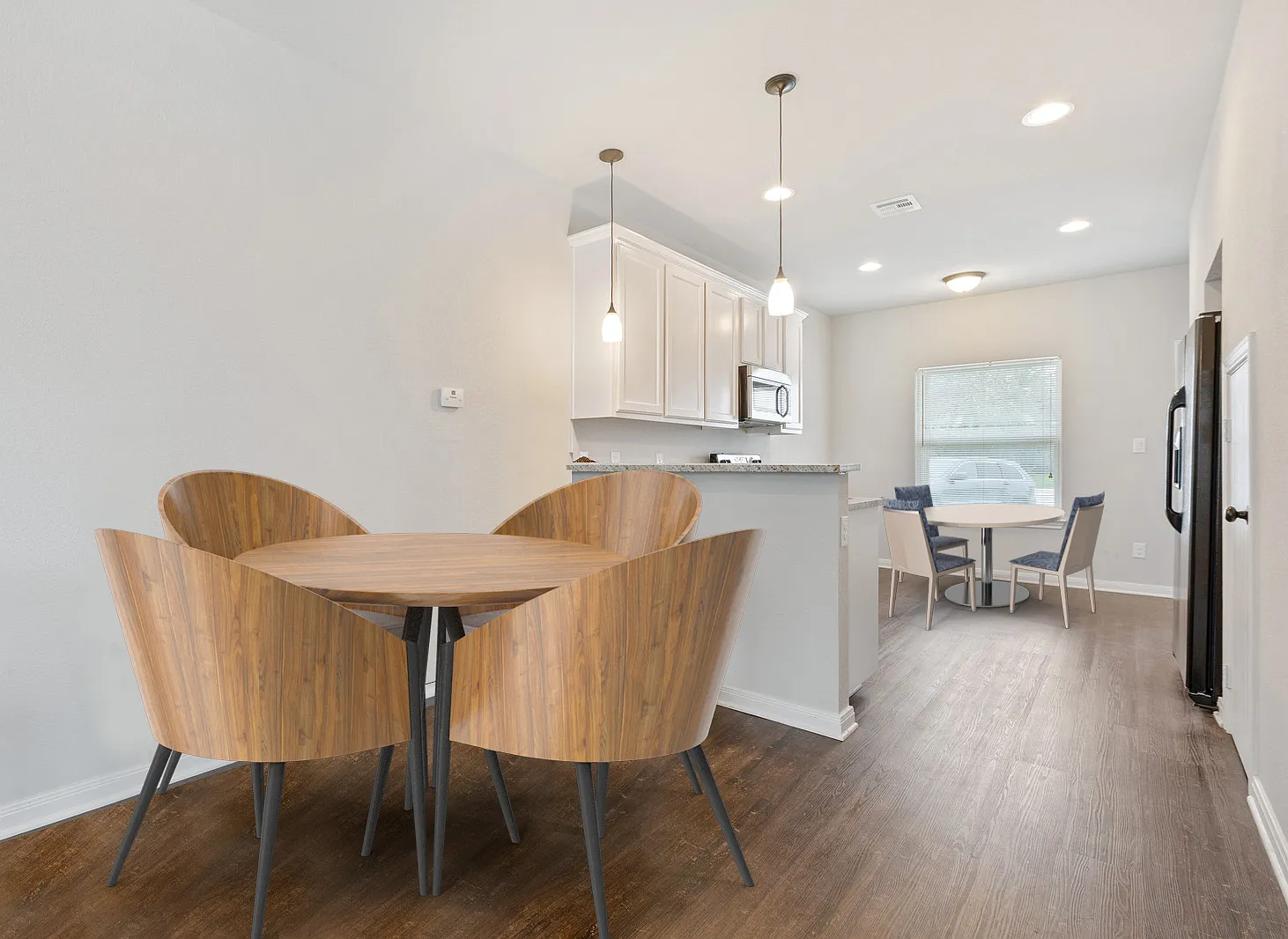 3 bed, 1574 sqft, $2,250 — Photo 4