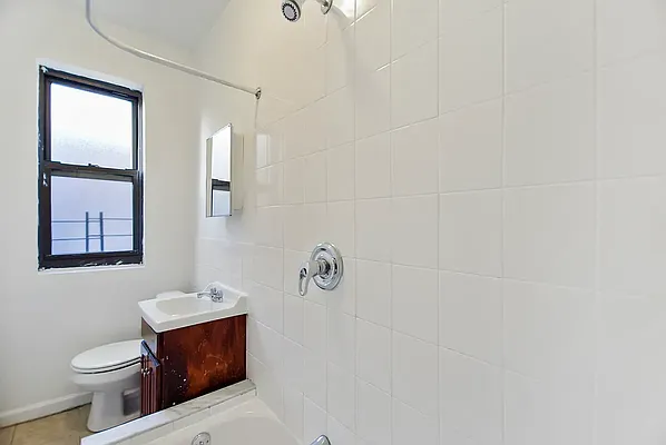 Rented by Keller Williams NYC | media 6