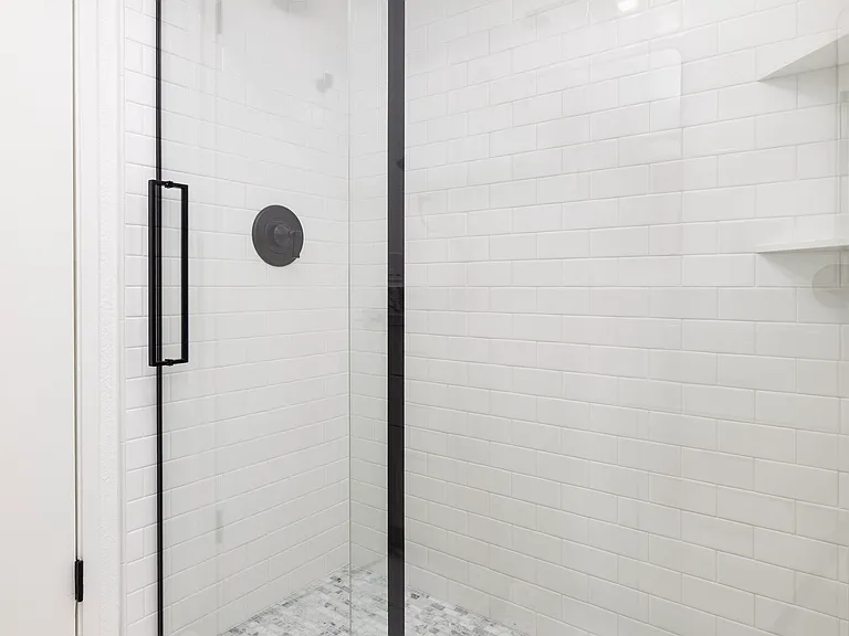 121 Burton Cir #1 — Photo 15