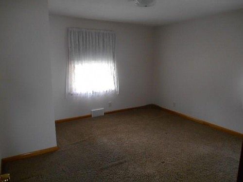 5th image of 175 Rosemont Ave