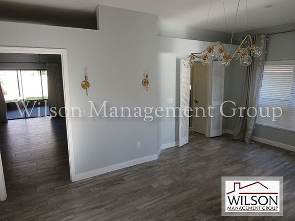 4th image of 639 Holbrook Cir