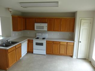 979 Oak Lynn Dr, Willis, TX 77378