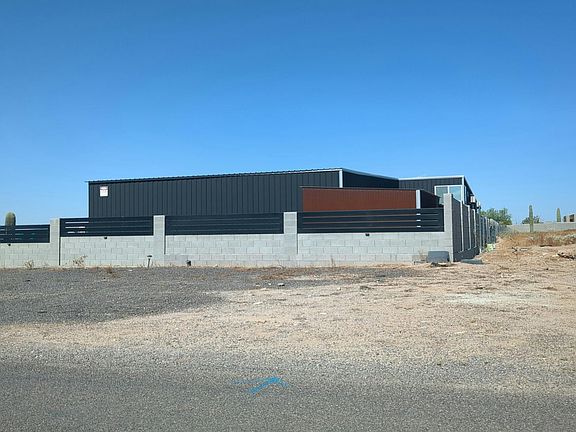 2nd image of 4906 N Warner Dr