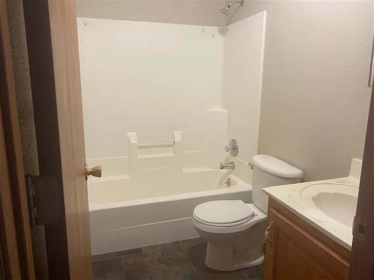 804 Hickory St #4 — Photo 12