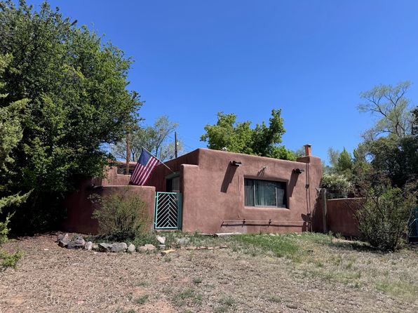 409 Sunset St