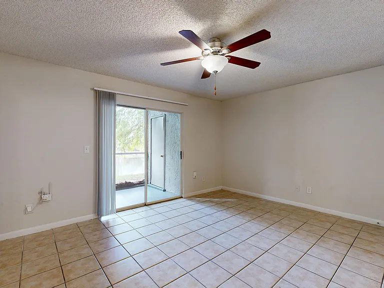 Altamira Place Apartment Homes — Photo 144