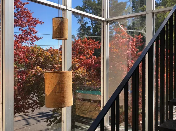 10 Mulberry Court, 10 Mulberry Ct #3, Belmont, CA 94002