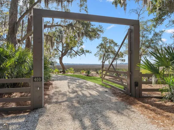 400 Stevens Rd, Saint Simons Island, GA 31522