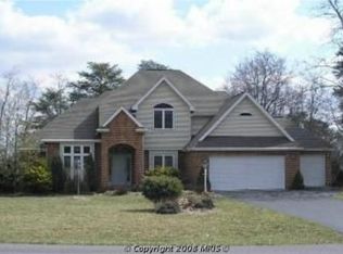 157 Peace Pipe Ln, Hedgesville, WV 25427