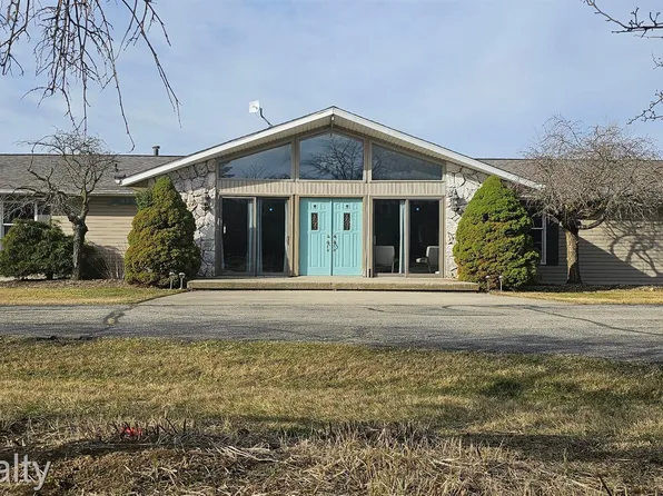 1900 Boyne Rd, Marlette, MI 48453