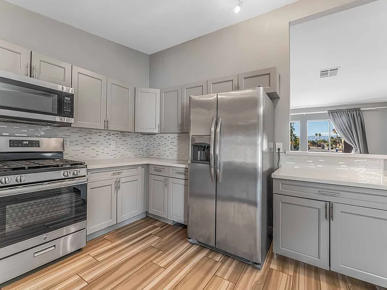 3636 Tempe St — Photo 6