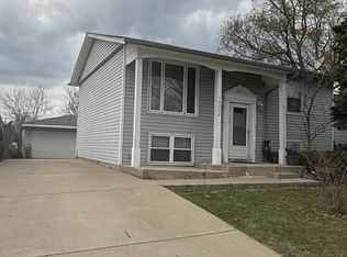 16242 92nd Ave, Orland Hills, IL 60487