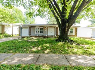 1425 Leisure Dr, Florissant, MO