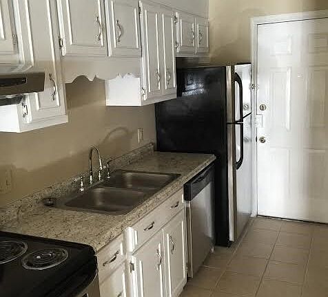 2nd image of 230 Lanier Dr #141