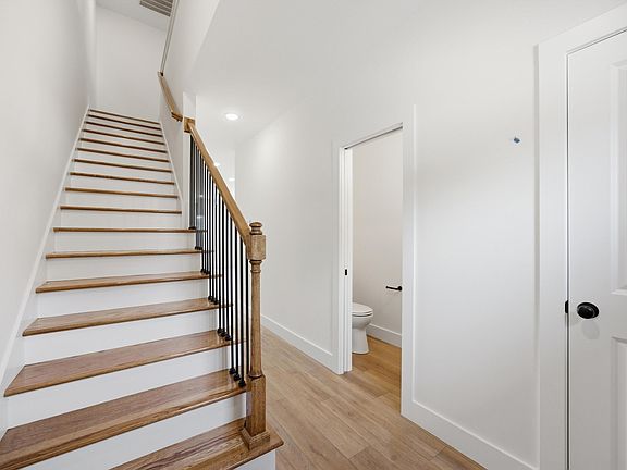 4th image of 3696 Michigan Avenue Road Ne 302