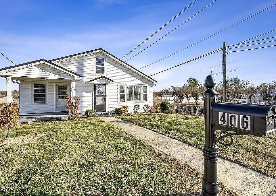Street view, Front of the house