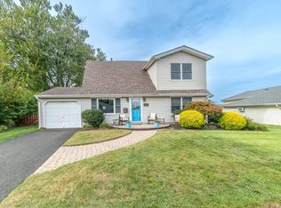 75 Boulevard W, Keyport, NJ 07735