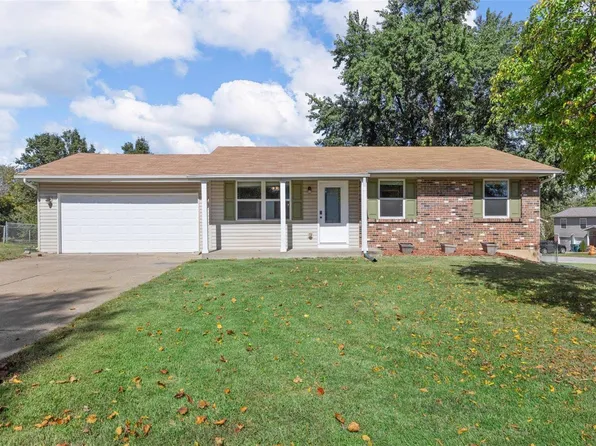 3601 Thyme Dr, Saint Charles, MO 63303