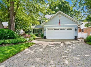 15 Deerpark Cres N, Pelham, ON L0S 1E1