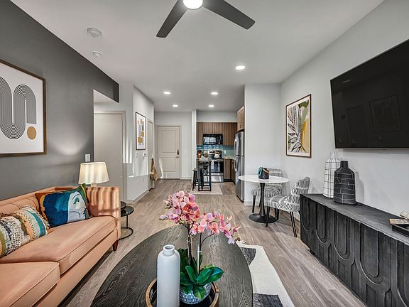 70-web-or-mls-4600-n-mays-st-1202