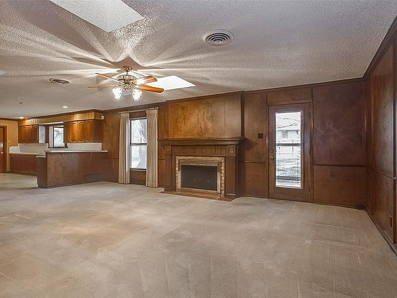 3rd image of 6900 Bal Lake Dr