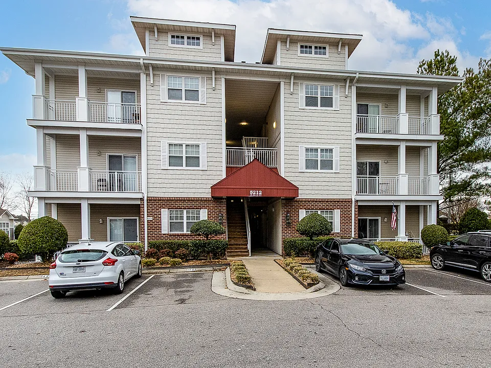 5212 Nuthall Dr #103