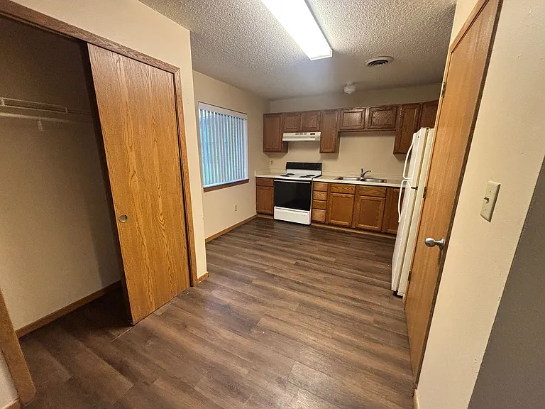 815 S Dousman St #2 — Photo 7