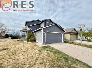 652 Longfellow Ln, Highlands Ranch, CO 80126