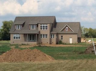 2101 Berry Patch Rd, Thompsons Station, TN 37179