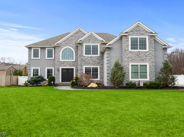 6 Cobblestone Way, Fairfield Twp., NJ 07004