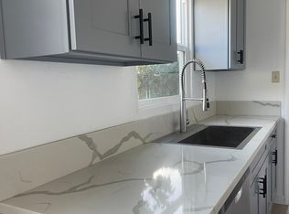 10727 Francis Pl, Los Angeles, CA 90034