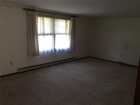 5th image of 26 Northview Dr