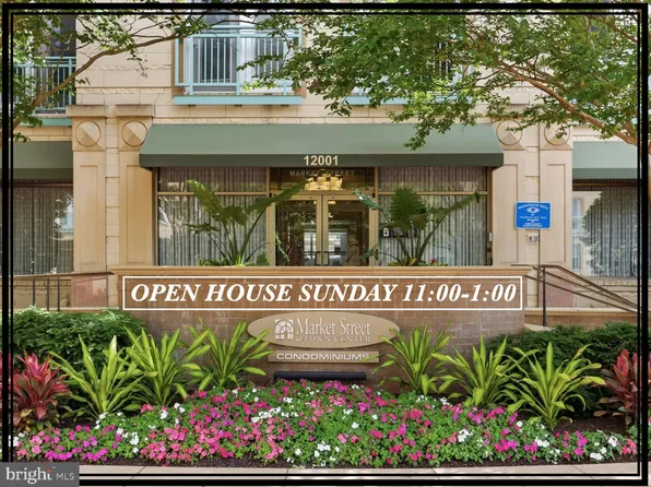 12001 Market St APT 179, Reston, VA 20190