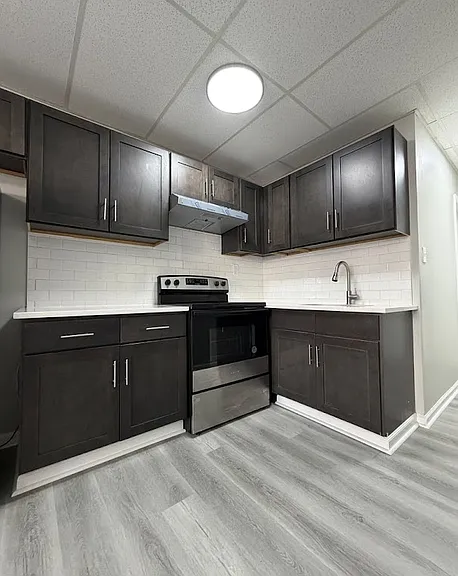240 Orange Pl #41B — Photo 1