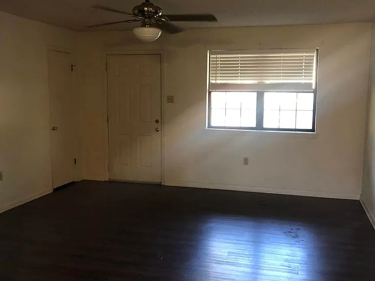 23 Hartwell Pl — Photo 5