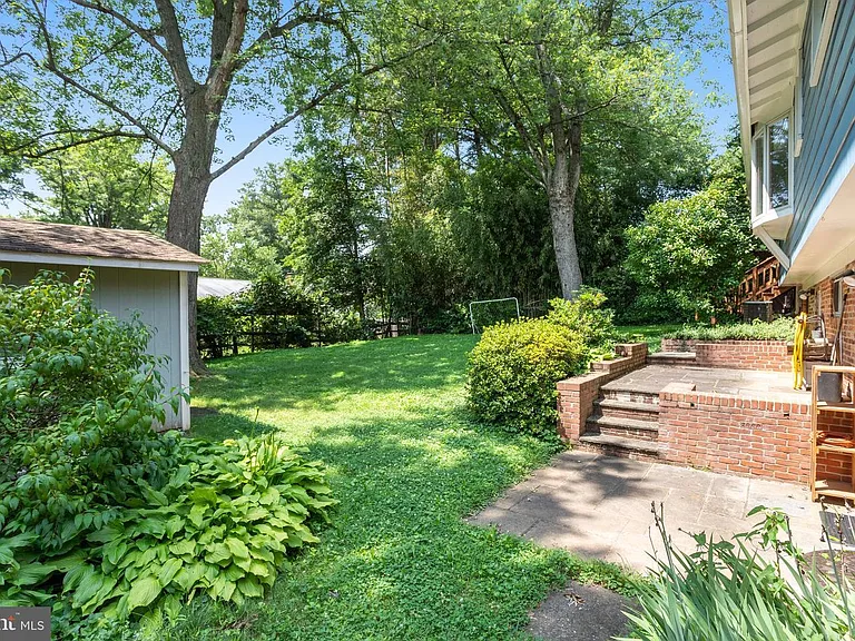 11802 Enid Dr — Photo 24