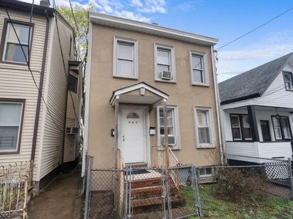 280 N 4Th St, Paterson City, NJ 07522