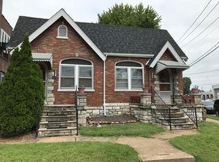 5801 Goener Ave, Saint Louis, MO 63116