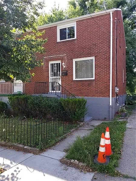 3347 McNeil Pl photo 1