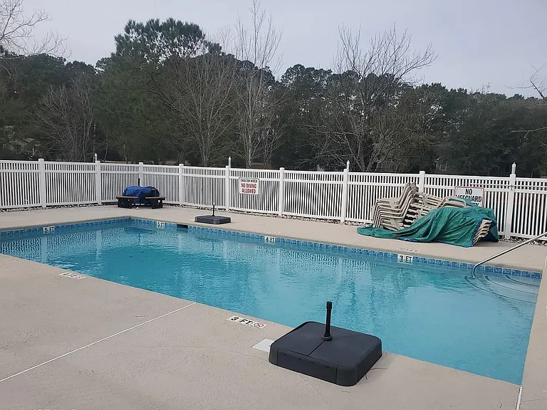 4091 Lakeshore Dr — Photo 43