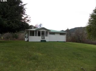 51144 Myrtle Creek Rd, Myrtle Point, OR 97458
