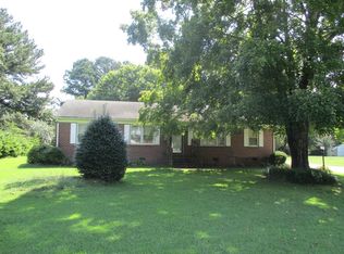 506 Westover Dr, Emporia, VA 23847